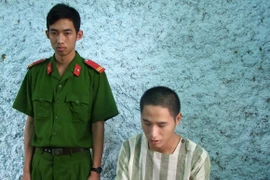 Giả danh công an để cướp tài sản