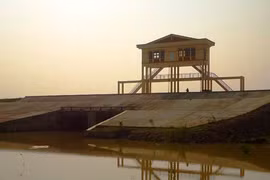 Khởi tố kẻ giết cán bộ trực cống thủy lợi trong bão số 14 