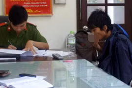 Đi đón bão số 6, một thanh niên bị sóng cuốn mất tích