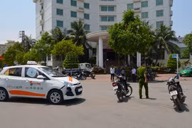 Vượt đèn đỏ gây tai nạn liên hoàn