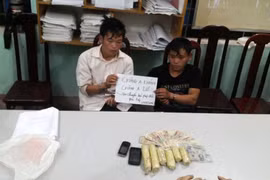 Con trai mua thuốc phiện về cho bố “dùng”