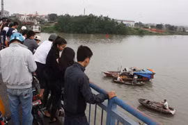 Một thiếu nữ nhảy cầu tự tử trong ngày lễ Tình nhân