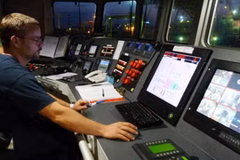 Tuần dương hạm mới nhất của Pháp cập cảng Hải Phòng