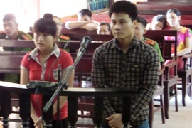 Tú ông và gái bán dâm cấu kết buôn thiếu nữ lám "gái đứng đường"