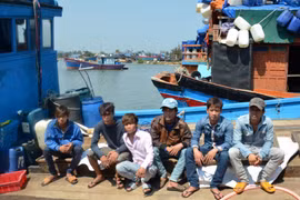 Thêm một tàu cá bị tàu Trung Quốc tấn công, lấy tài sản ở Hoàng Sa