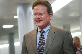 Cựu thượng nghị sĩ có vợ gốc Việt cân nhắc tranh cử Tổng thống Mỹ