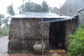 Vì 10 ngàn đồng chém bố bạn chết thảm