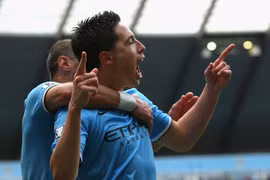 Samir Nasri lập siêu phẩm, tô điểm cho ngày đăng quang của ManCity