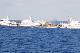 Trung Quốc điều tàu săn ngầm, tàu tên lửa tấn công nhanh uy hiếp tấn công tàu Việt Nam