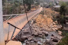 Bài học nào từ thảm họa sập cầu treo tại Lai Châu?