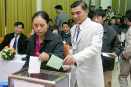 Hà Nội muốn thu 10.000 tỷ đồng từ đấu giá đất 