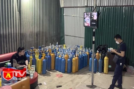 Thủ đoạn của đối tượng kinh doanh, buôn bán “khí cười”