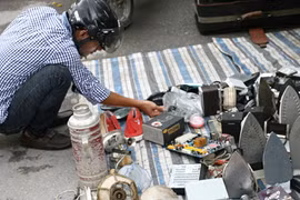 Chợ "đồng nát" có một không hai