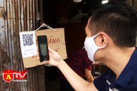 Nhiều cơ sở kinh doanh vẫn lơ là trong việc hướng dẫn khách quét thẻ QR