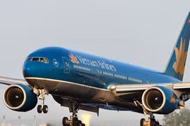 Lập tổ điều tra vụ máy bay của Vietnam Airlines bị rách lốp