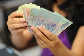 Thưởng Tết Nguyên đán 2016: Người nhận trăm triệu, kẻ vỏn vẹn vài trăm nghìn đồng