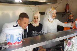 Thổ Nhĩ Kỳ: Đám cưới từ thiện dành cho 4.000 người tị nạn Syria