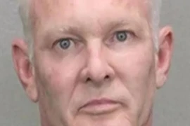 Bác sĩ dởm bị bắt vì "cắt của quý" của bệnh nhân