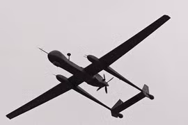 UAV trinh sát bí ẩn bị bắn hạ tại miền tây Iran