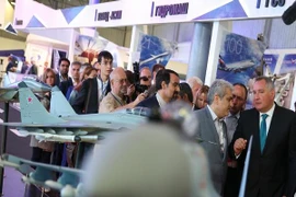 Iran sẽ mua ít nhất 2 loại máy bay quân sự của Nga