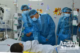 Bệnh nhân ghép phổi từ người sống đầu tiên ở Việt Nam đang phục hồi tốt