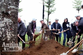 Hà Nội phát động Tết trồng cây đời đời nhớ ơn Bác Hồ Xuân Đinh Dậu 2017