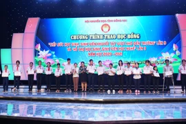 Vedan Việt Nam đồng hành cùng Hội khuyến học tỉnh Đồng Nai trao tặng học bổng cho HSSV năm học 2020-2021