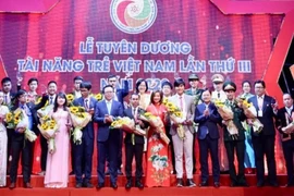 Phát huy vị trí đầu tàu của tài năng trẻ trong xây dựng đất nước hùng cường