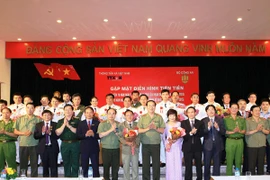 Bộ Công an và TTXVN: Gặp mặt, giao lưu các điển hình tiên tiến, tiêu biểu