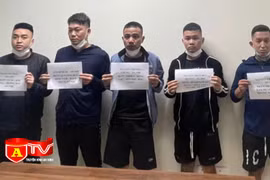 Khởi tố nhóm đối tượng cho vay lãi nặng, xịt sơn, gây áp lực để đòi nợ