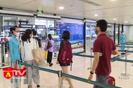 Khách đi bay đến Hà Nội sẽ không phải cách ly tập trung