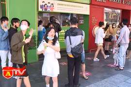 Nhiều cơ sở kinh doanh chưa chấp hành nghiêm quy định khai báo y tế đối với khách hàng