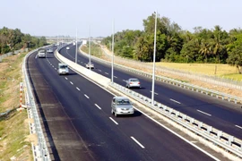 Thêm 26km cao tốc Nội Bài- Lào Cai được thông xe