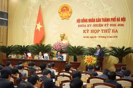 Nguy cơ cháy nổ làm "nóng" nghị trường 
