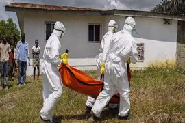 Số trường hợp nhiễm Ebola đã vượt mức 10.000 ca