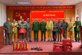Trang bị phương tiện chữa cháy cho 231 đội dân phòng