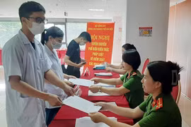 Hà Nội: Trao đổi cách nhận diện tiền chất ma túy cho hơn 500 nhà thuốc