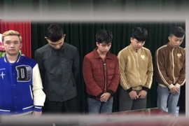 Bắt nhóm đối tượng rửa tiền và chiếm đoạt tài sản