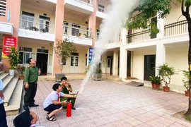 Lập danh sách xử lý người vi phạm giao thông gửi về nơi làm việc