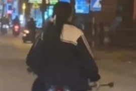 Điều tra, xử lý nhóm thanh thiếu niên mang hung khí gây ảnh hưởng tình hình an ninh trật tự