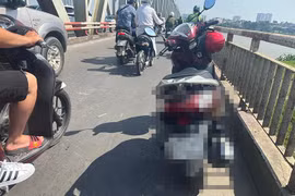 Nhảy cầu Chương Dương một phụ nữ gặp nguy kịch