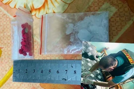 Công an khám xét nơi ở của đối tượng buôn bán ma túy tinh vi 