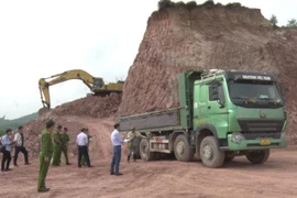 Huy động lực lượng tinh nhuệ dẹp nhóm khai thác khoáng sản trái phép