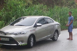 Gã lái xe đồi bại hiếp dâm bé gái ngang đường