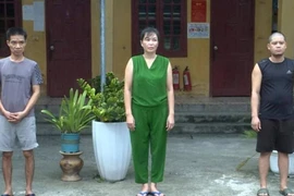 Lật tẩy vụ mua bán nữ nhân viên chưa đủ 16 tuổi của các chủ quán karaoke