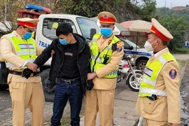 Đối tượng có 2 tiền án về ma tuý, tiếp tục vận chuyển 200 viên hồng phiến