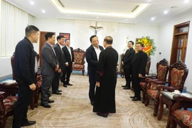 Công an Hà Nội chúc mừng Giáng sinh Tổng Giám mục, Tổng giáo phận Hà Nội