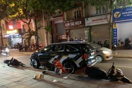 Yêu cầu lái xe ô tô gây tai nạn liên hoàn ra trình diện cơ quan Công an