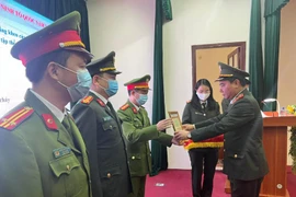 Công an huyện Đông Anh thực hiện hiệu quả “nhiệm vụ kép” đảm bảo ANTT và phòng chống dịch Covid-19