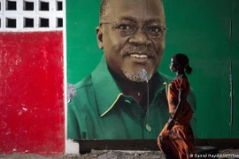 “Chiếc máy ủi” chống tham nhũng của Tanzania đã ngừng hoạt động 